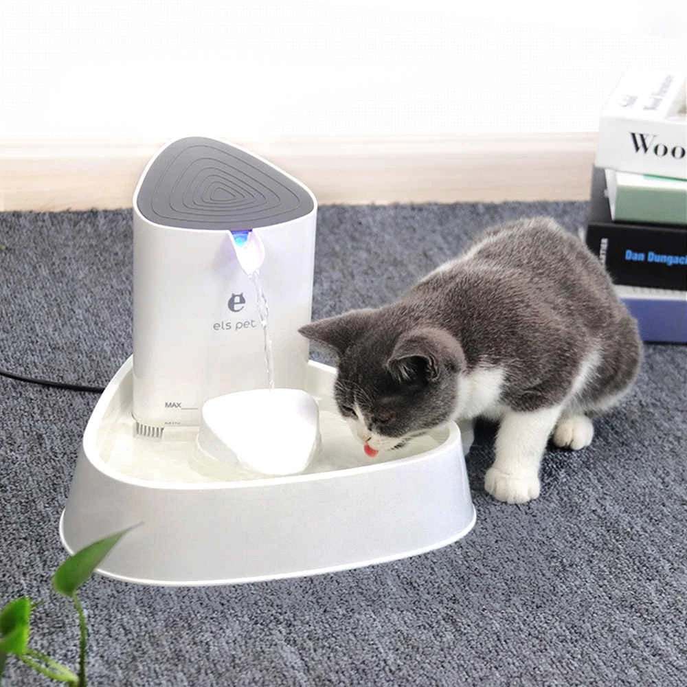 Trinkbrunnen für Haustiere – Automatischer Wasserbrunnen für Hunde und Katzen