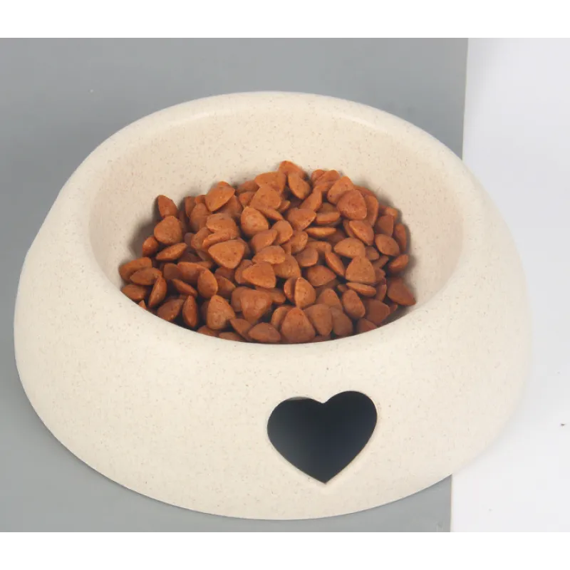 Hundesnapf Aus Naturmaterial – Futter- und Wassernapf mit Herz Design