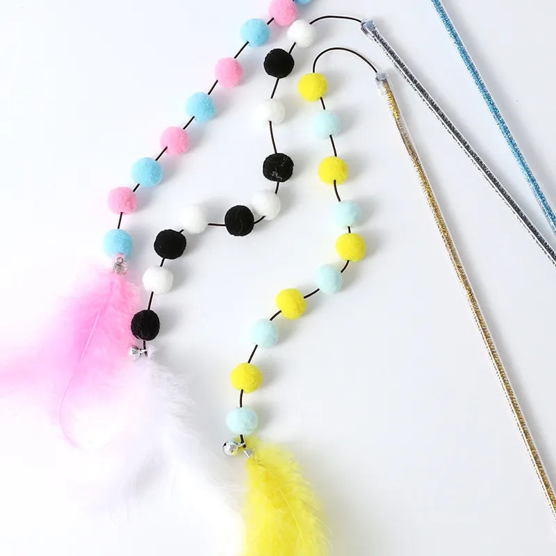 Interaktives Katzenspielzeug mit Pompons und Federn – Spielangel für Katzen