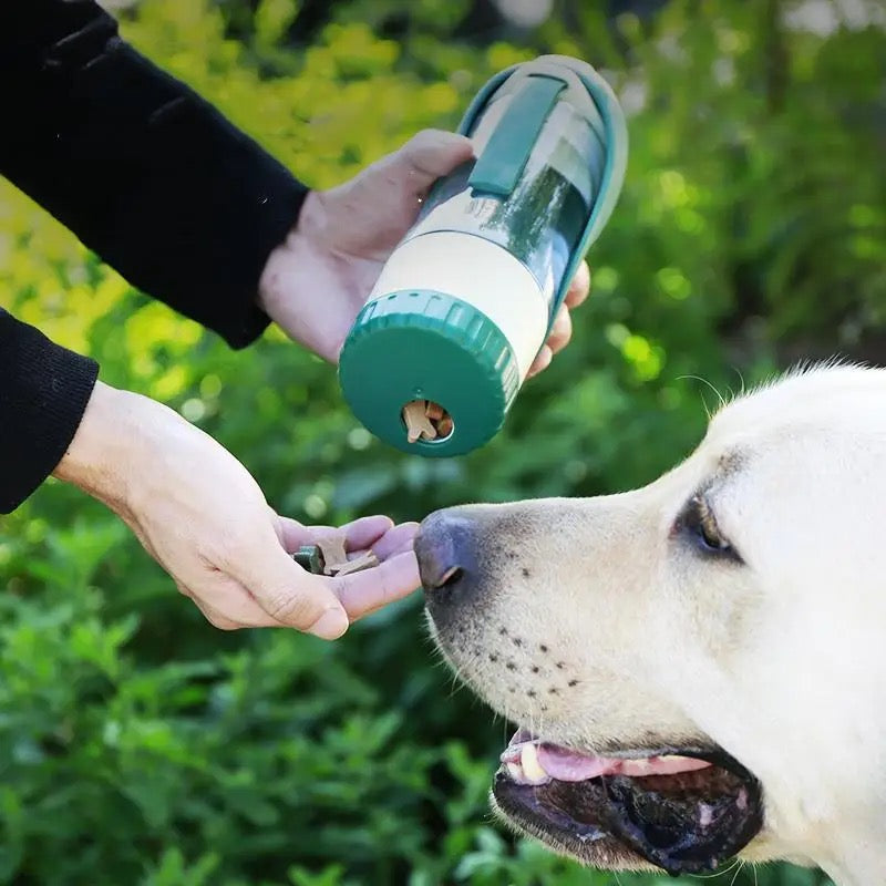 Premium Trink & Snack Flasche für Hunde