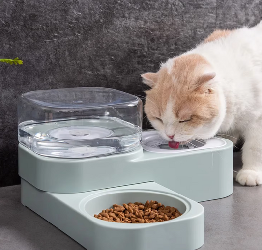Futter- Und Wasserspender Für Haustiere Mit Tropfschutz